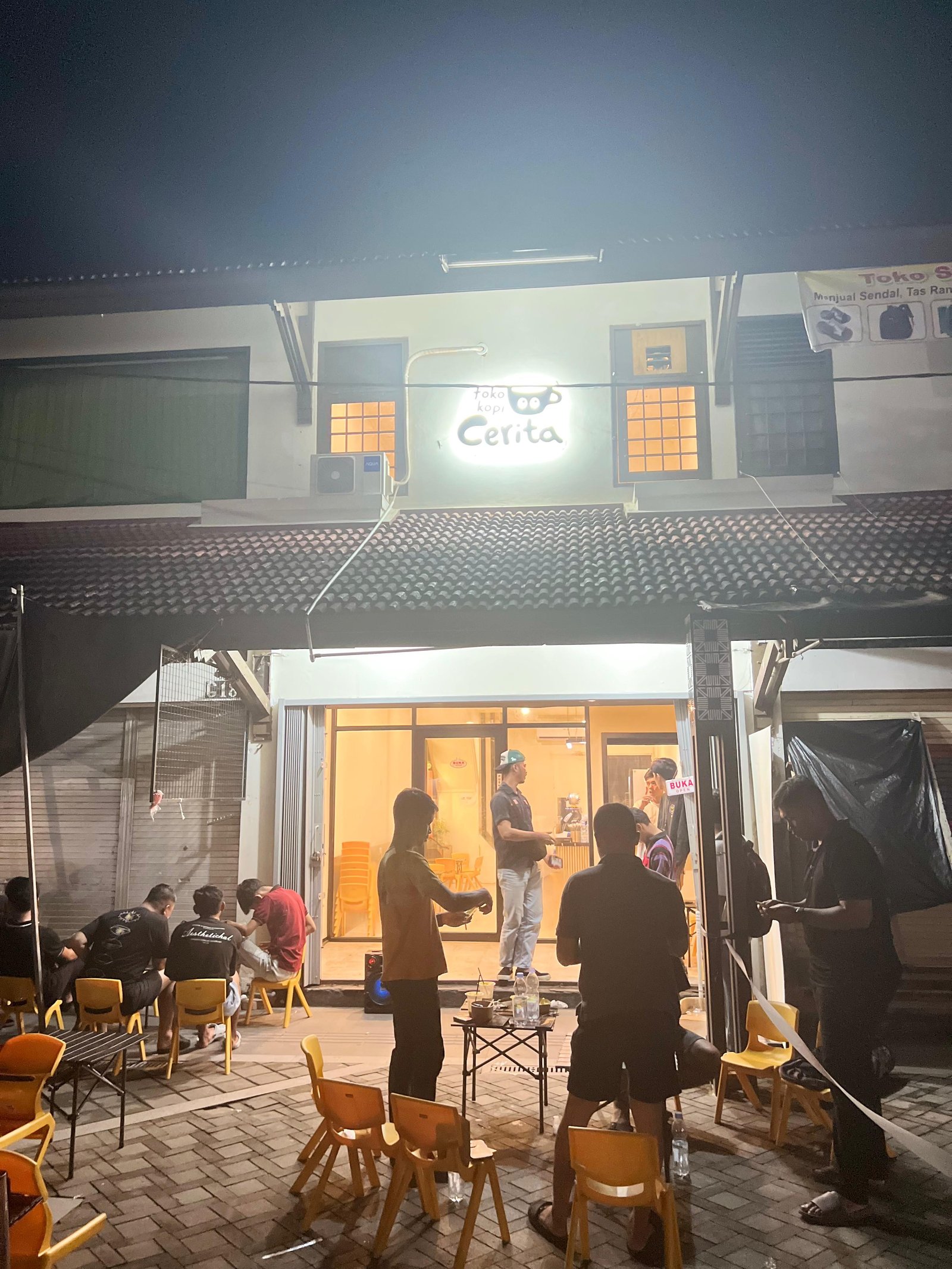 Toko Kopi Cerita